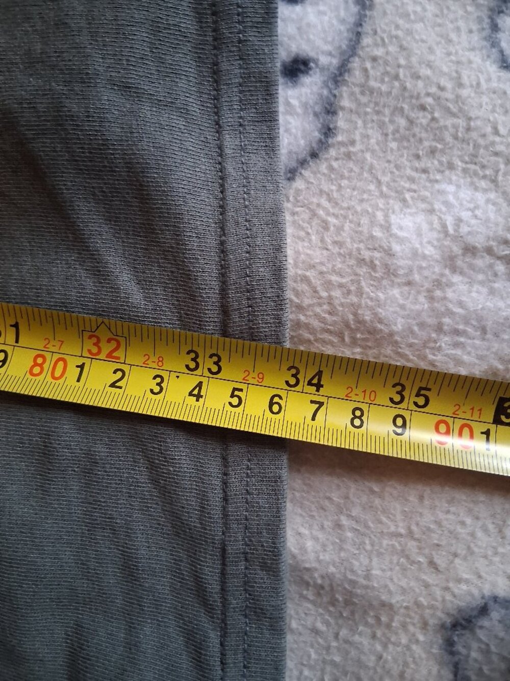 grey plus sized capris